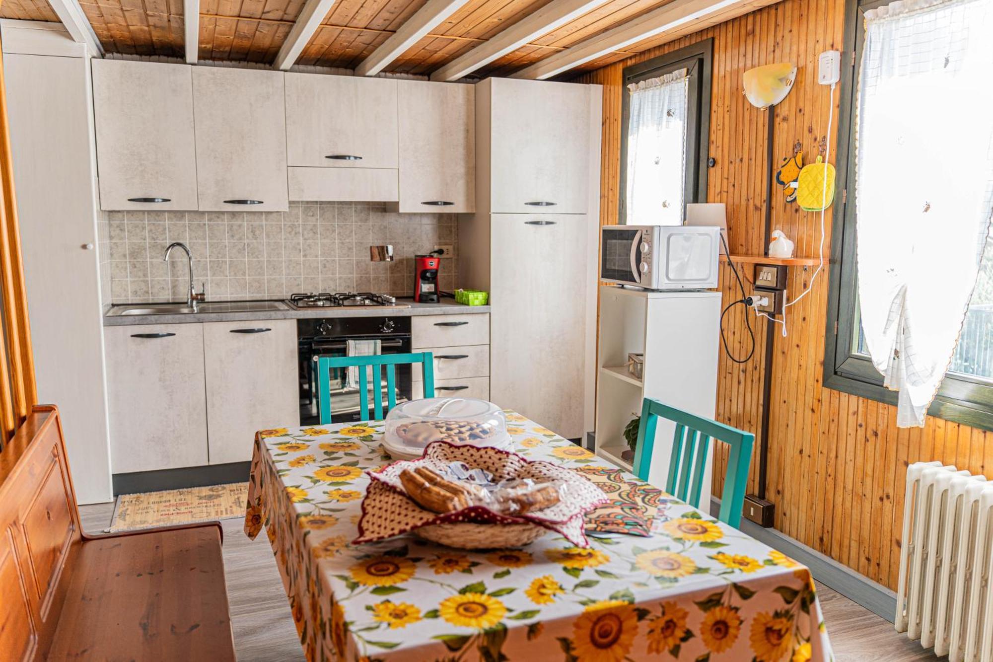 Woodhouse Paesana Villa Exterior foto